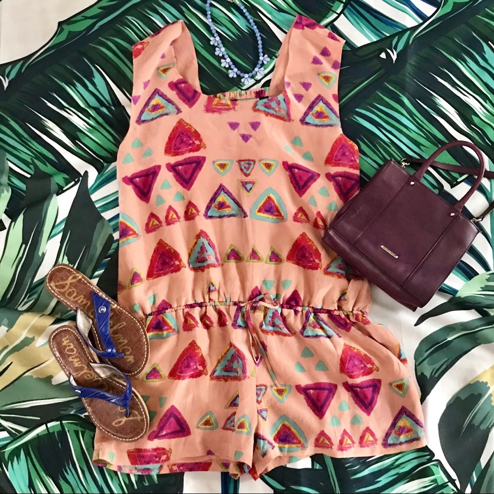 💋NWT Isabel Lu colorful romper💋